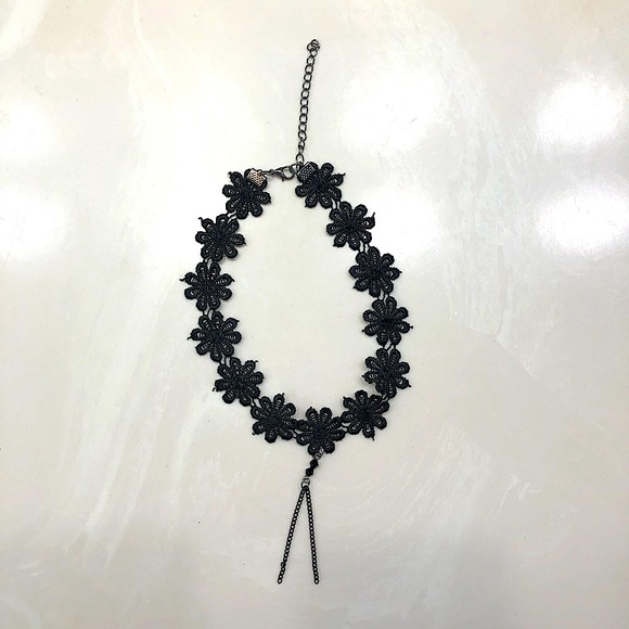 Black Flower Lace Floral Choker with Dangly Chains - Picture 1 of 10